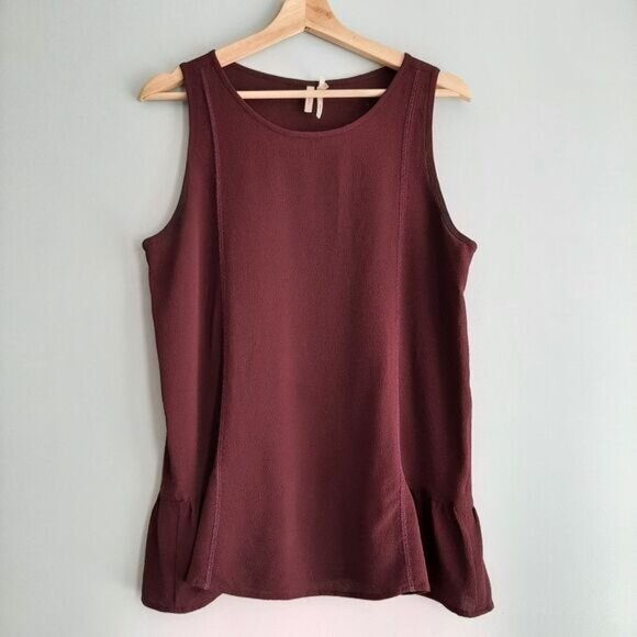 FRENCHI Scoop Neck Light Tank Top Ruffle Hem Burgundy Sz M - Picture 2 of 10